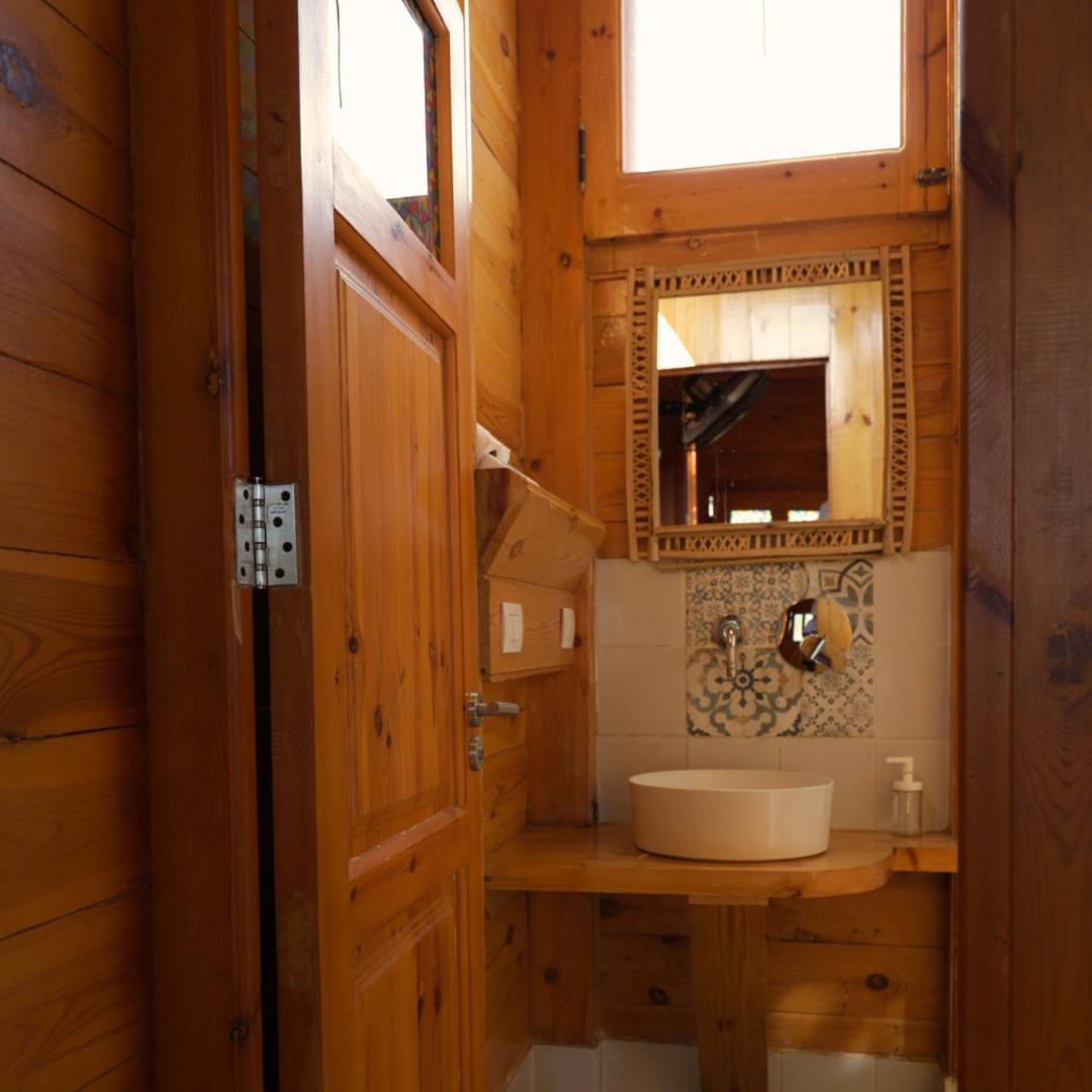 Northern Lake Lodge Izbat Ilyas Esterno foto
